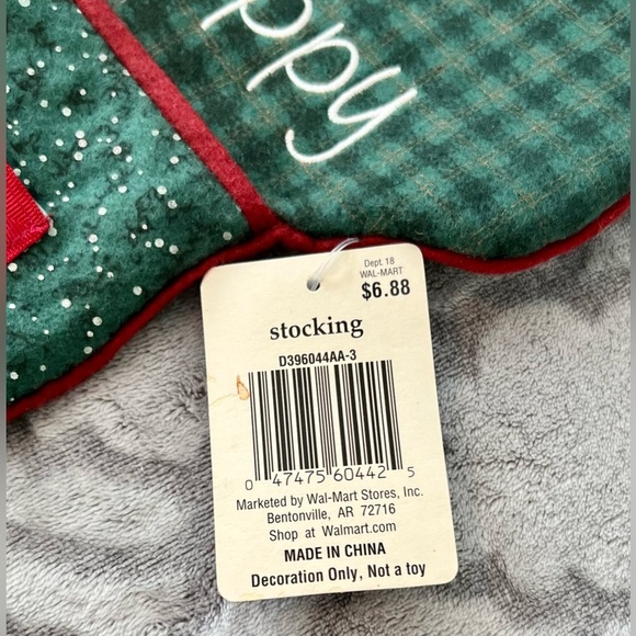 🎄Holiday Time “My Puppy” Christmas Stocking – Bone Shape w/ Photo Slot 🎁 - Picture 3 of 4